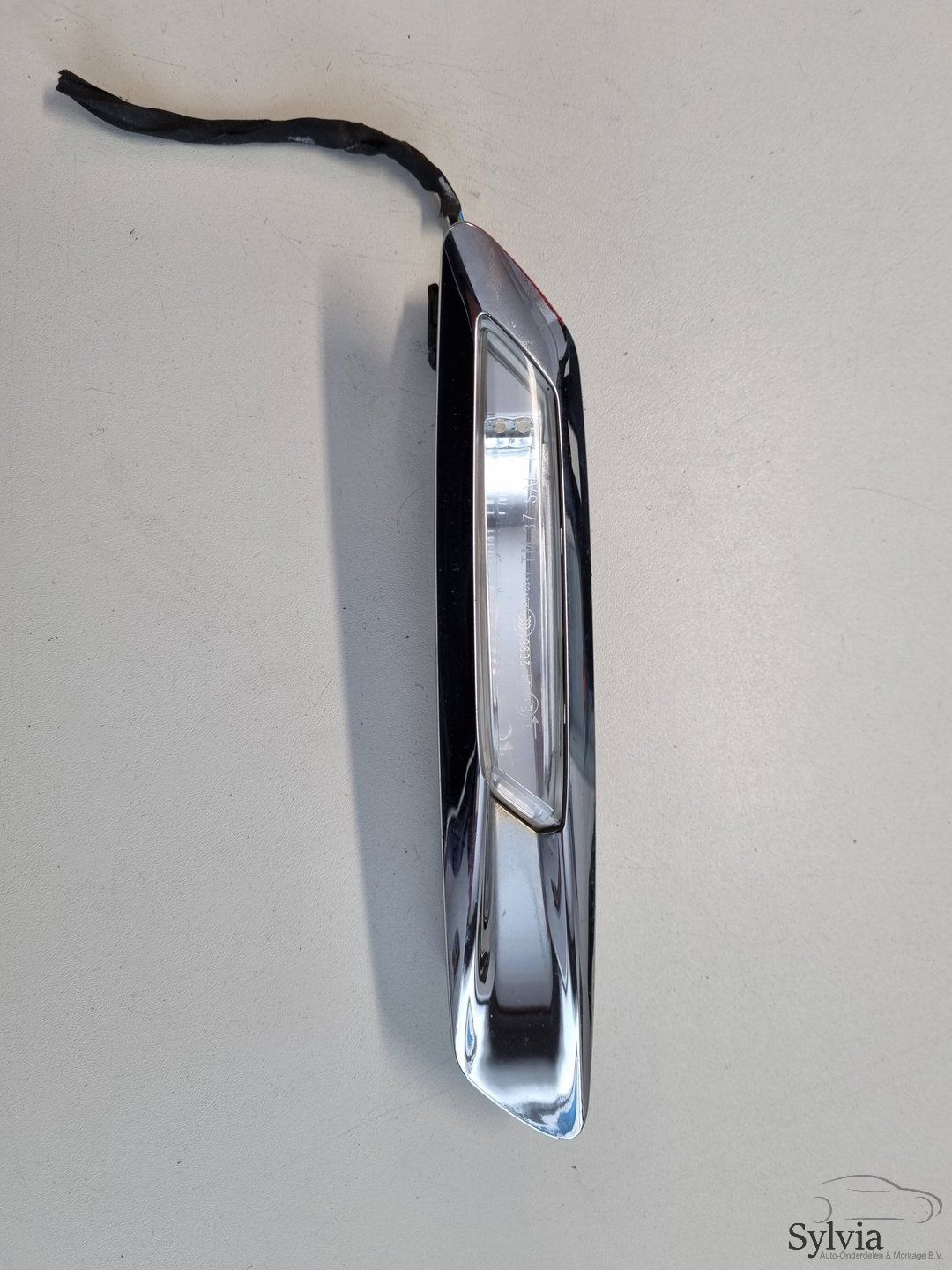 Zijknipperlicht rechts BMW 5 serie F10 F11 7154168 blinker single usado en Menorca