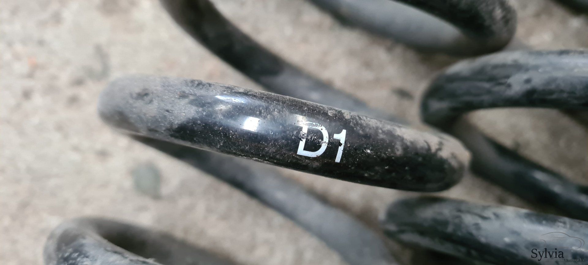 Diverse Achterveren Spiraal BMW 1 / 3 serie E81 E87 E90 E91 E92 spiral spring usado en Menorca foto 10