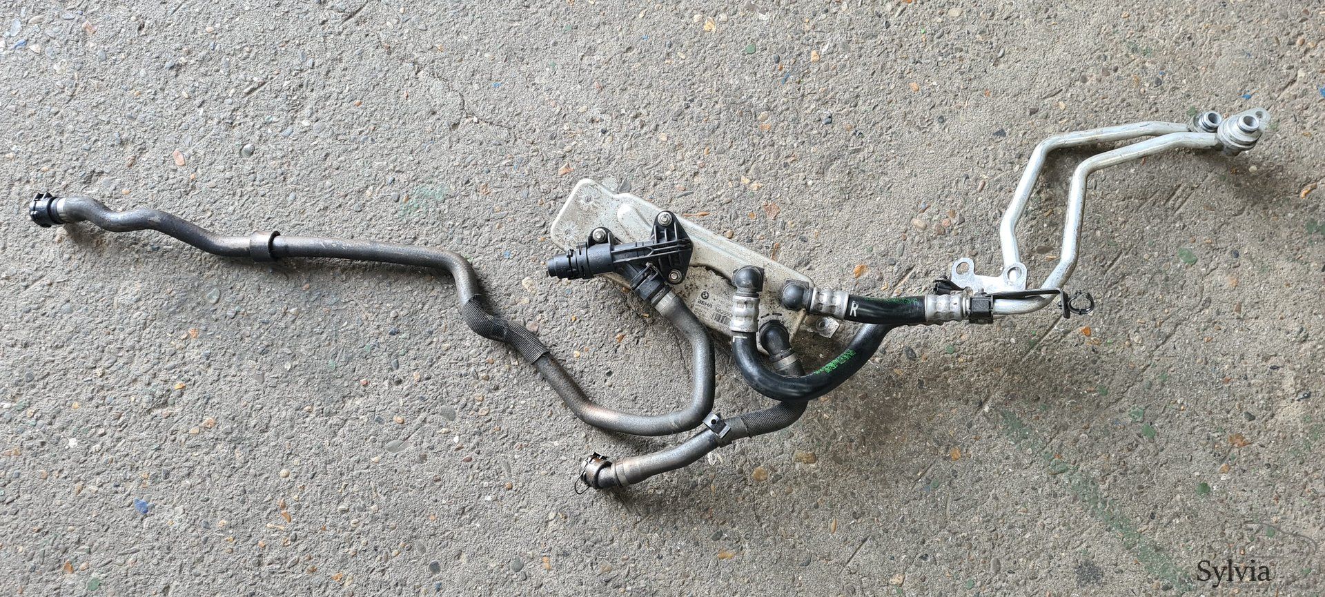 Oliekoeler warmtewisselaar BMW N55 N63 7597890 oil cooler usado en Menorca