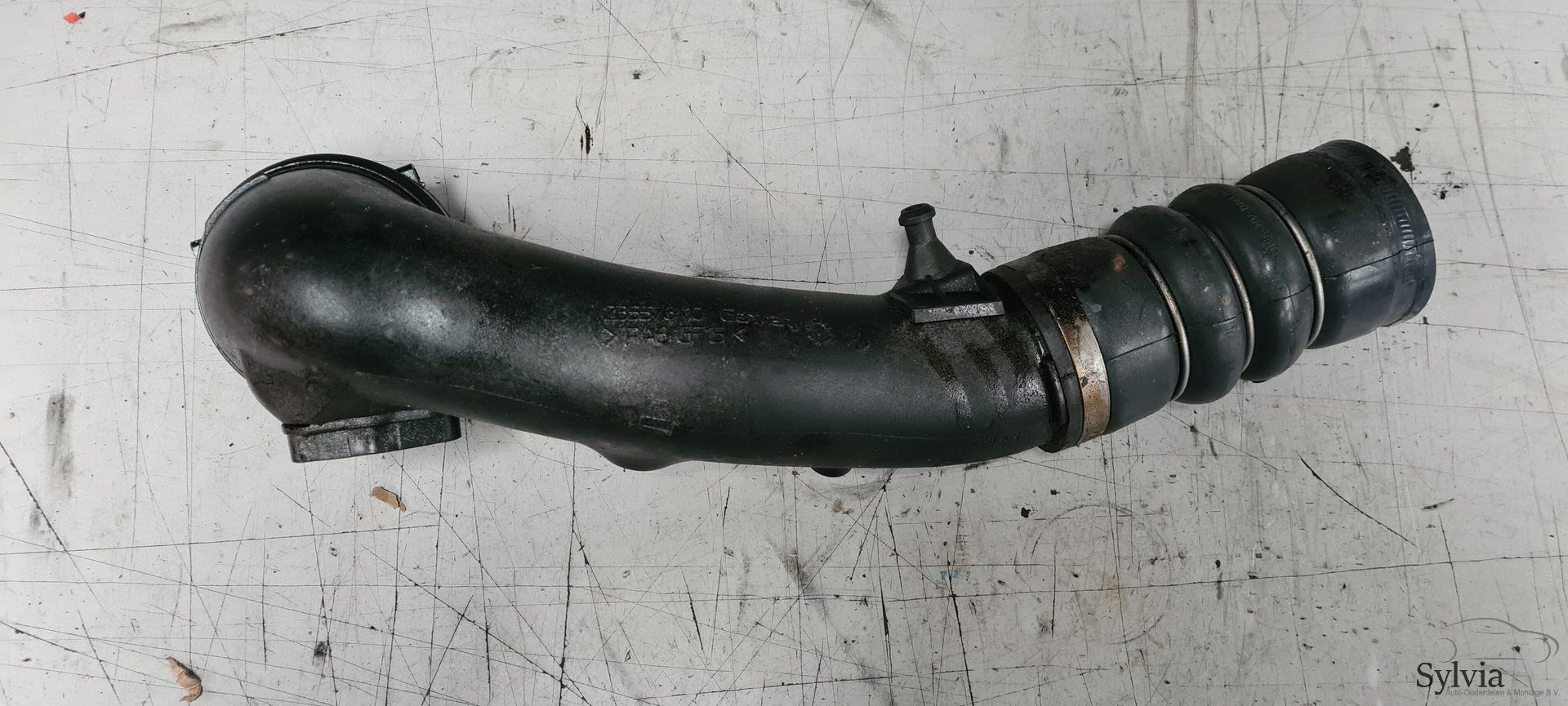 Intercooler turbo slang BMW F07 F10 F11 E70 E71 N55 7588268 intercooler hose usado en Menorca