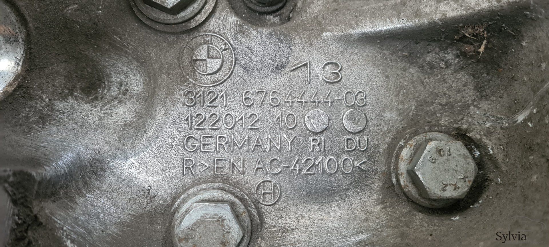 Fusee rechtsvoor BMW 1 / 3 serie E81 E82 E87 E88 E90 E91 E92 E93 31216793924 31216764444 6793924 6764444 fusee and accessories usado en Menorca foto 5
