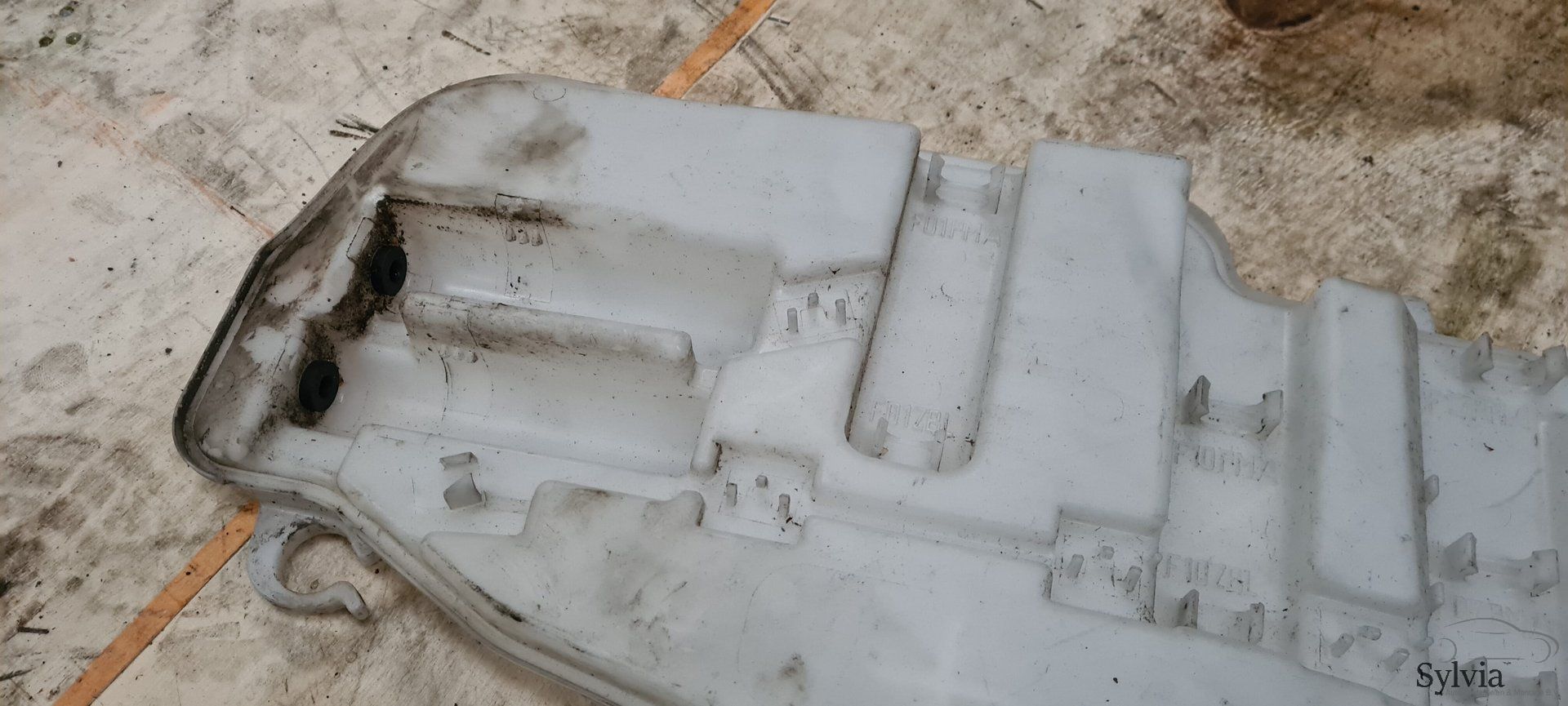 Ruitensproeier reservoir / Sproeiertank BMW 5 serie F11 7269663 windshield washer tank sprinkler tank usado en Menorca foto 3