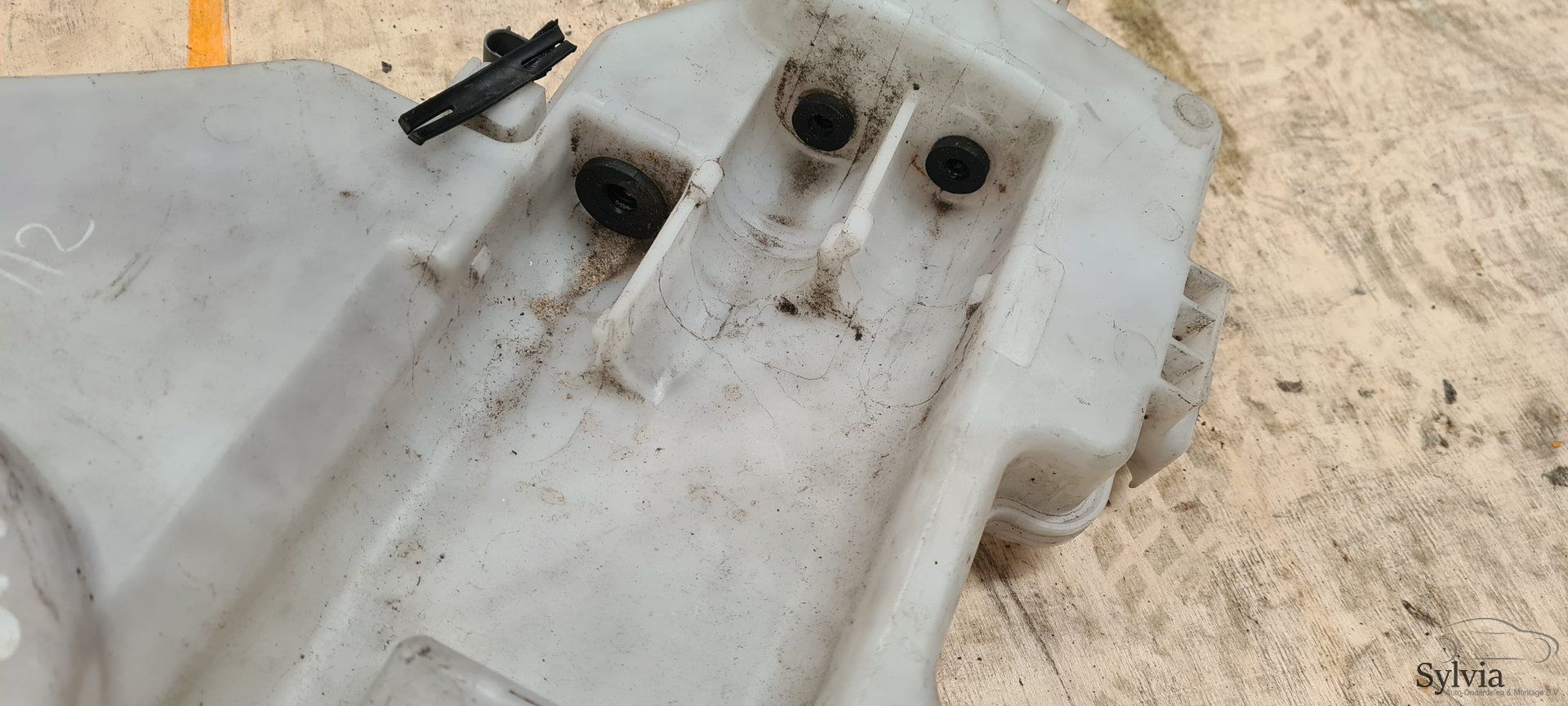 Ruitensproeier reservoir / Sproeiertank BMW X5 E70 7161476 windshield washer tank sprinkler tank usado en Menorca foto 3