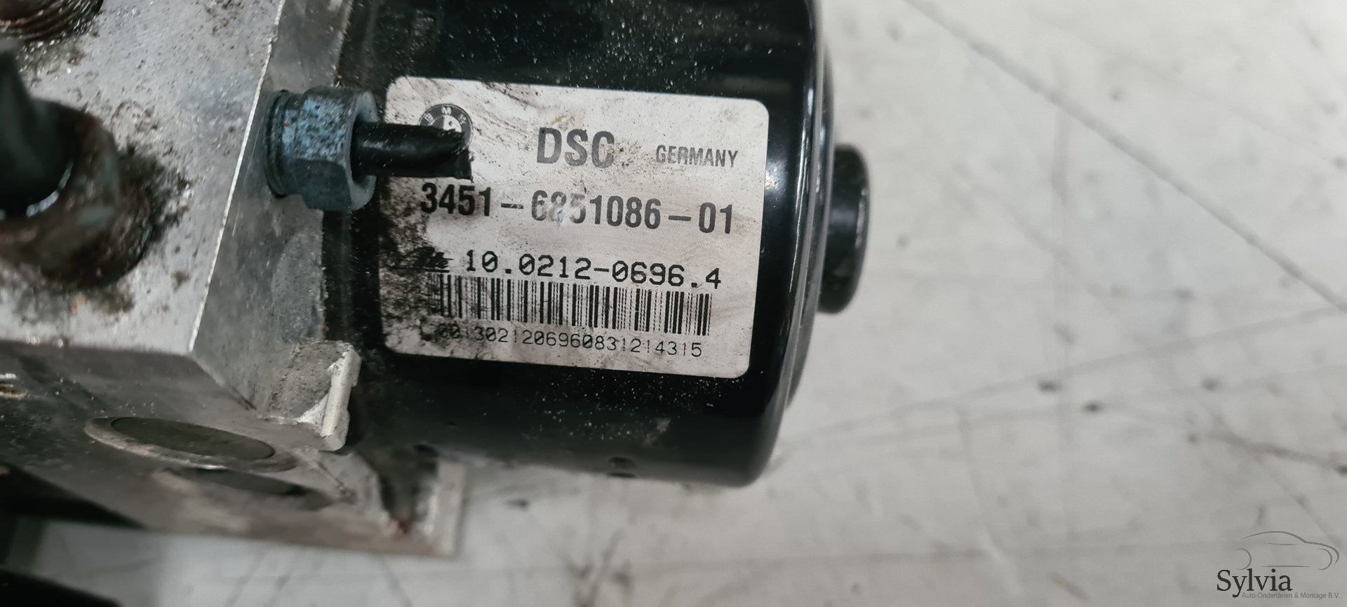 ABS Pomp BMW X3 F25 X4 F26 6851086 / 6851087 abs pump usado en Menorca foto 5