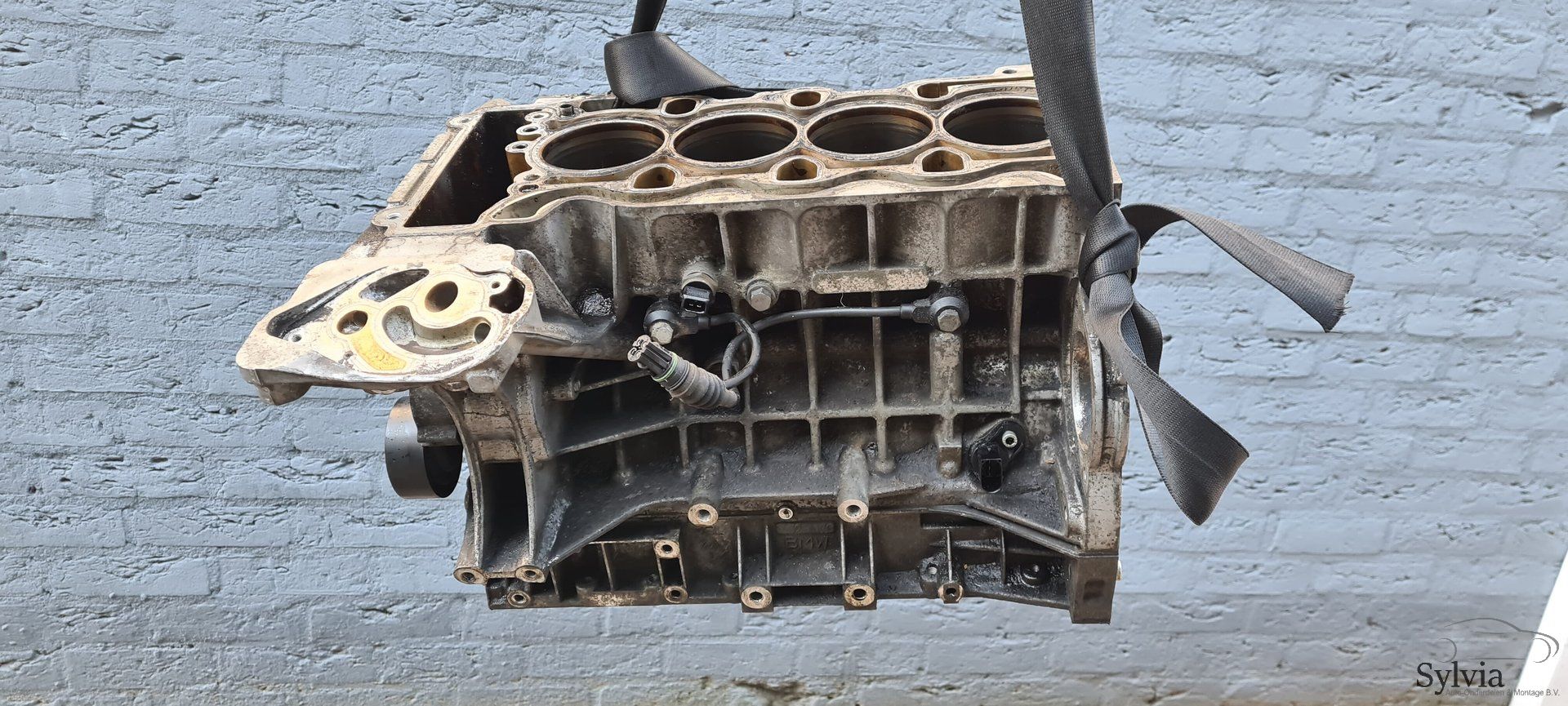 Kaal onderblok BMW motor code n46 bottom ends usado en Menorca