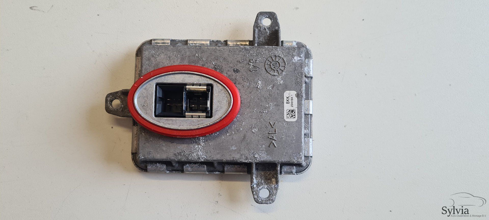 Xenon Starter ballast module BMW 3 / 6 serie E92 E93 F06 F12 F13 X3 E83 F25 X5 E70 7255724 xenon starter usado en Menorca foto 2
