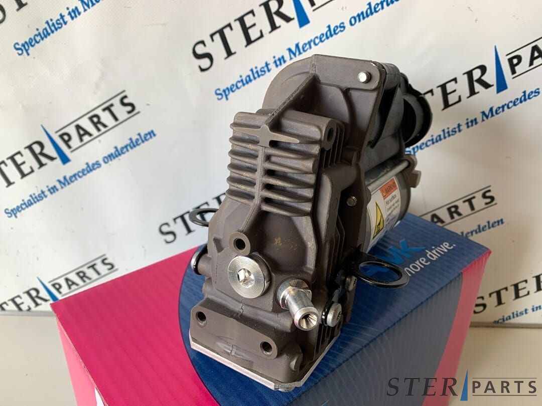 Compressor (Vering) Mercedes S-Clase W221 A 2213201704 compressor air pump suspension usado en Menorca foto 3
