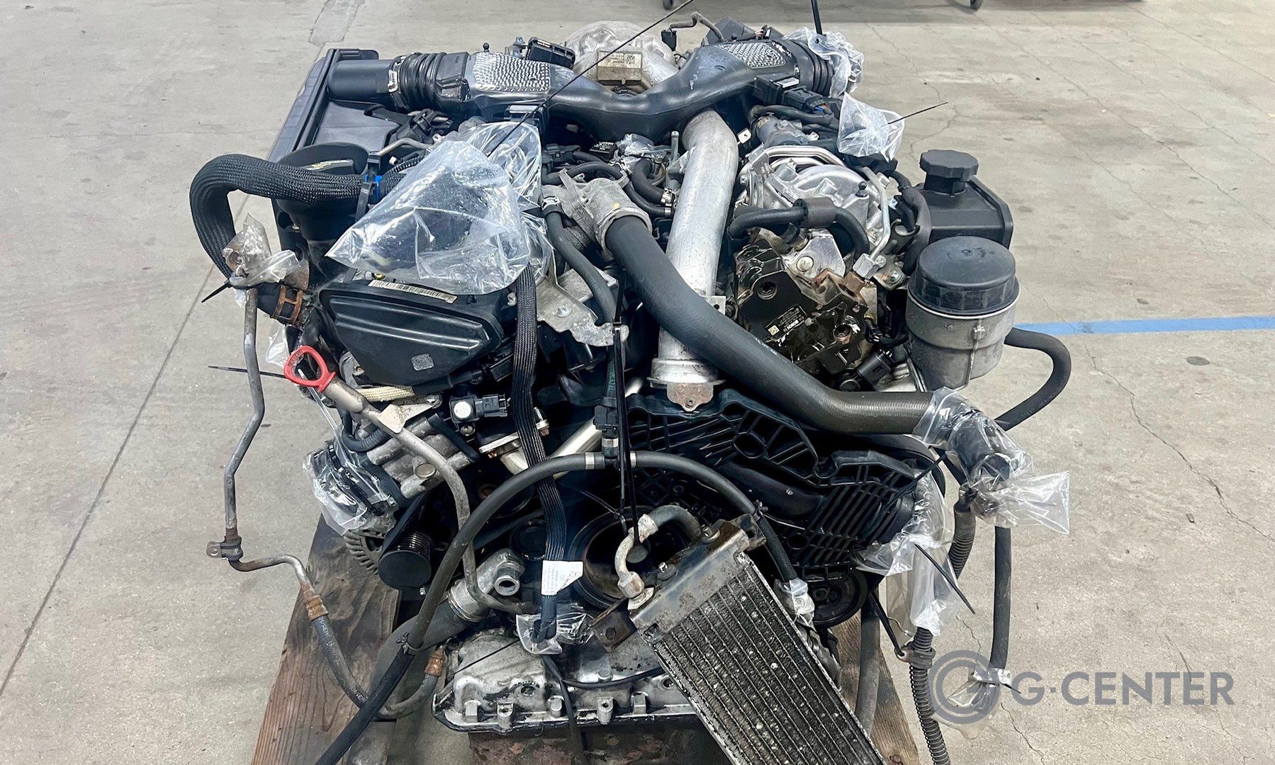 Mercedes-Benz G-Class Motor with computers M642 G320 CDI 2007 W463 ECU and wiring harness engine block bare usado en Menorca