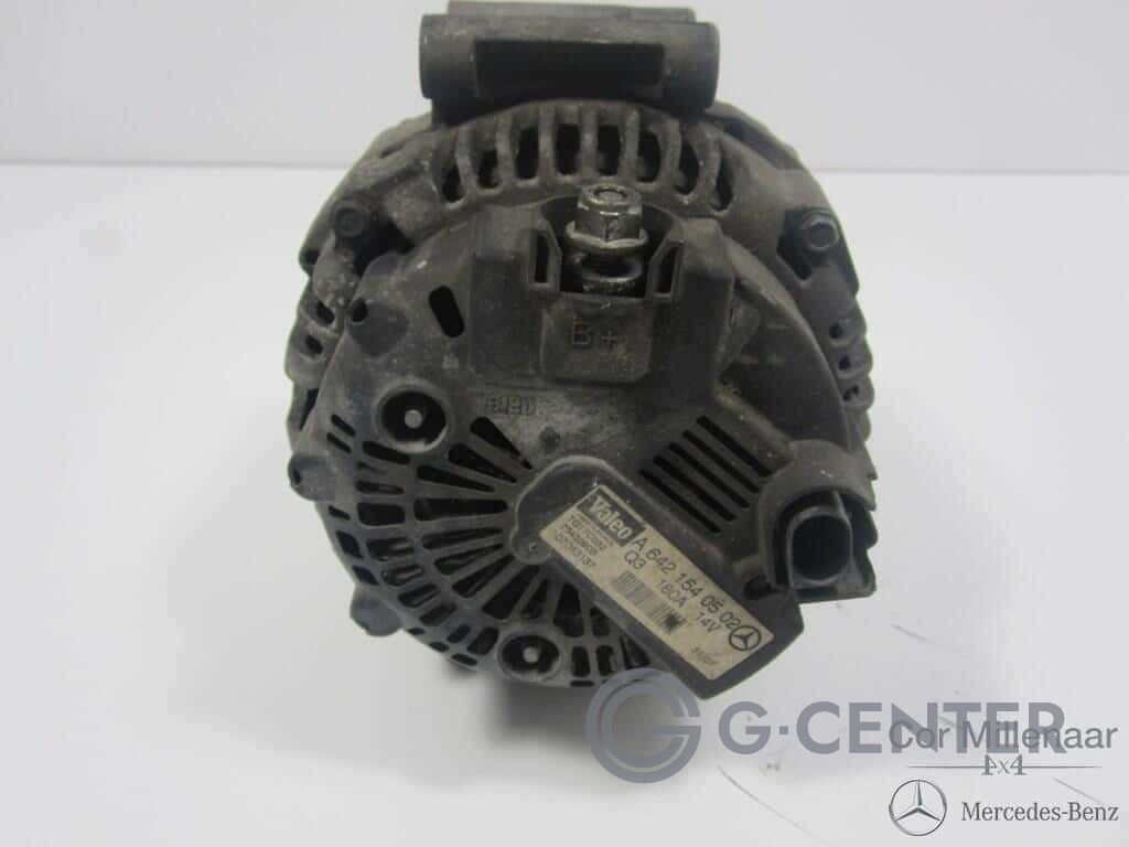 Mercedes-Benz alternator A6421540502 ML/R/G-Class 280/320/350CDI dynamo usado en Menorca