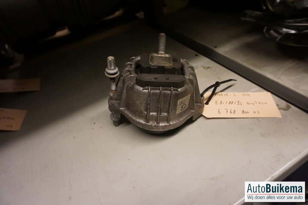 originalinalineel BMW 1-Serie E81 E82 E88 linker motorsteun engine mount engine rubber usado en Menorca