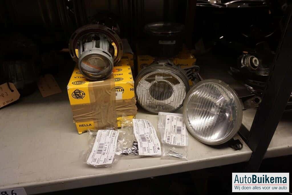 originalinalinalinalineel BMW 5-Serie E34 Koplamp onderdelen headlight glass single usado en Menorca