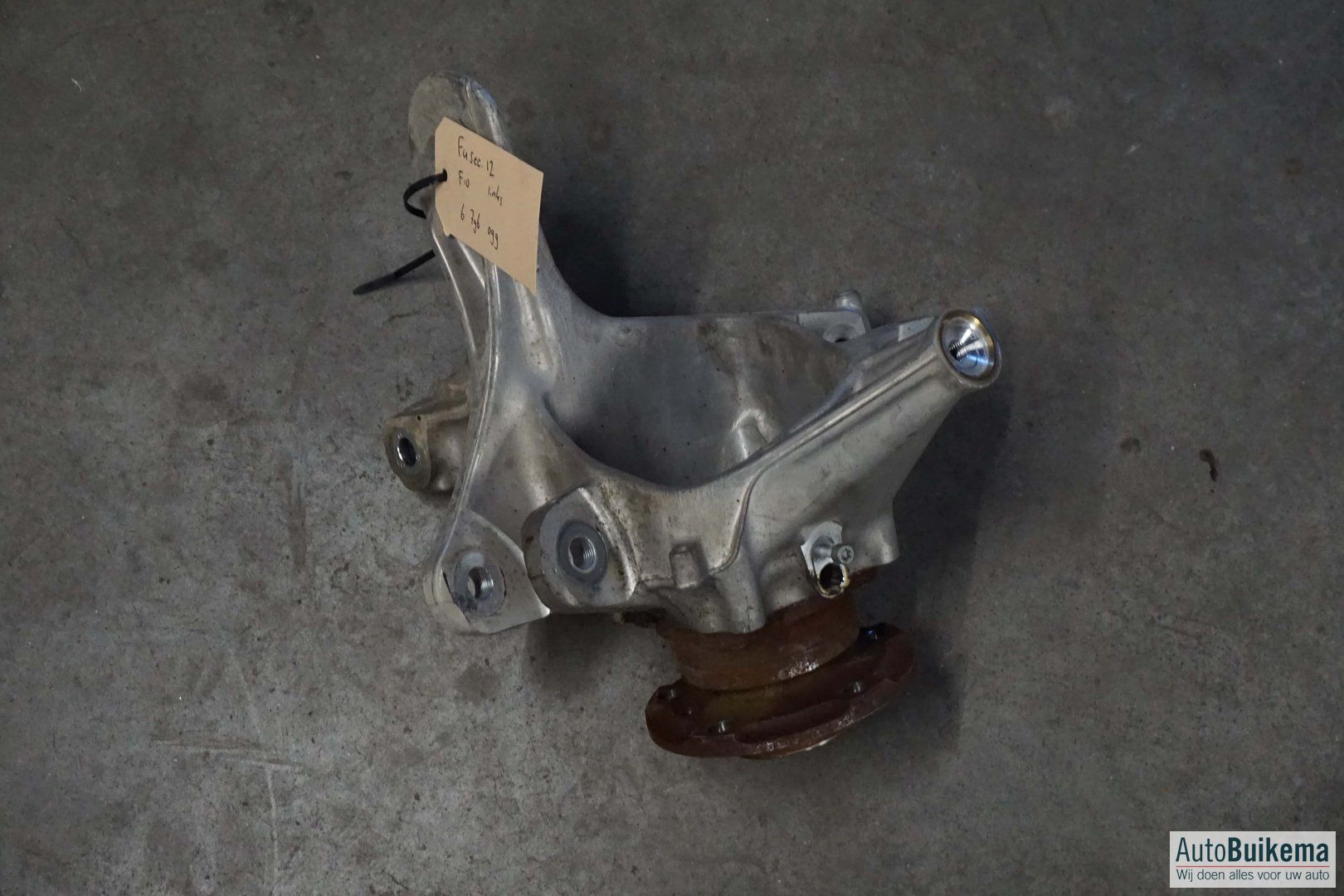 originalineel BMW 5 Serie F10 fusee lichaam links achter wheel bearing steering knuckle bearing usado en Menorca foto 3