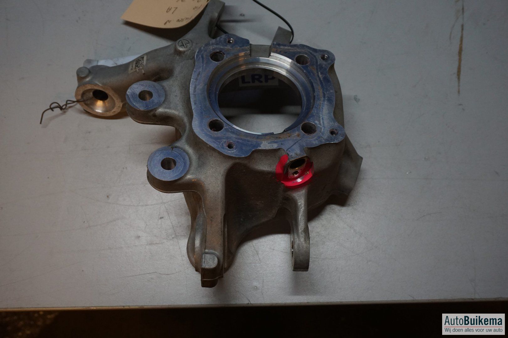 originalineel BMW 5 Serie F10 fusee lichaam links achter fusee and accessories usado en Menorca foto 2