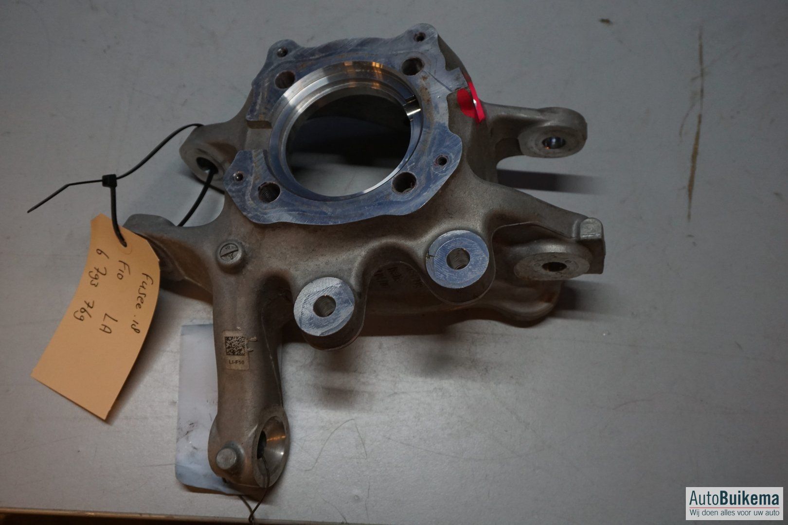 originalineel BMW 5 Serie F10 fusee lichaam links achter fusee and accessories usado en Menorca foto 3