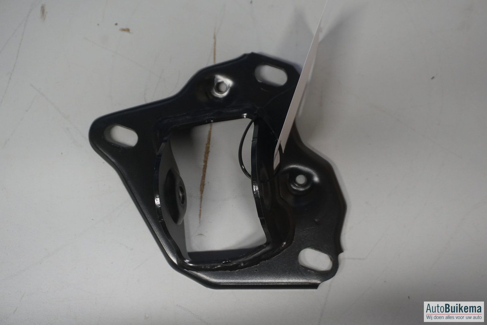 originalineel BMW 1 serie F40 draagarmsteun rechtsachter support arm rest usado en Menorca
