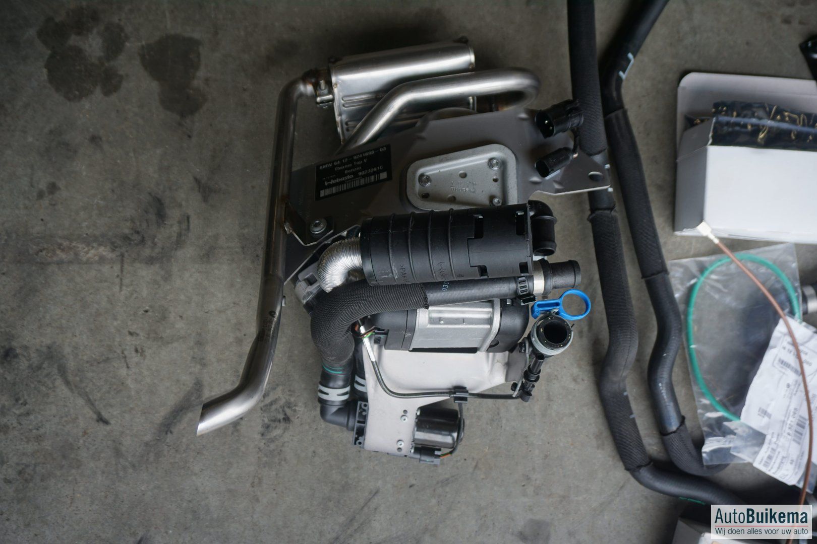 originalinalinalinalineel BMW 5 Serie F10 F11 7 Serie F01 F02 stand kachel gasolina block heater usado en Menorca