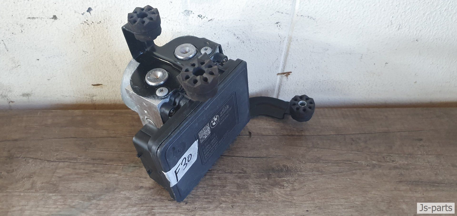 abs pomp met module BMW 3-serie F30 abs pump usado en Menorca