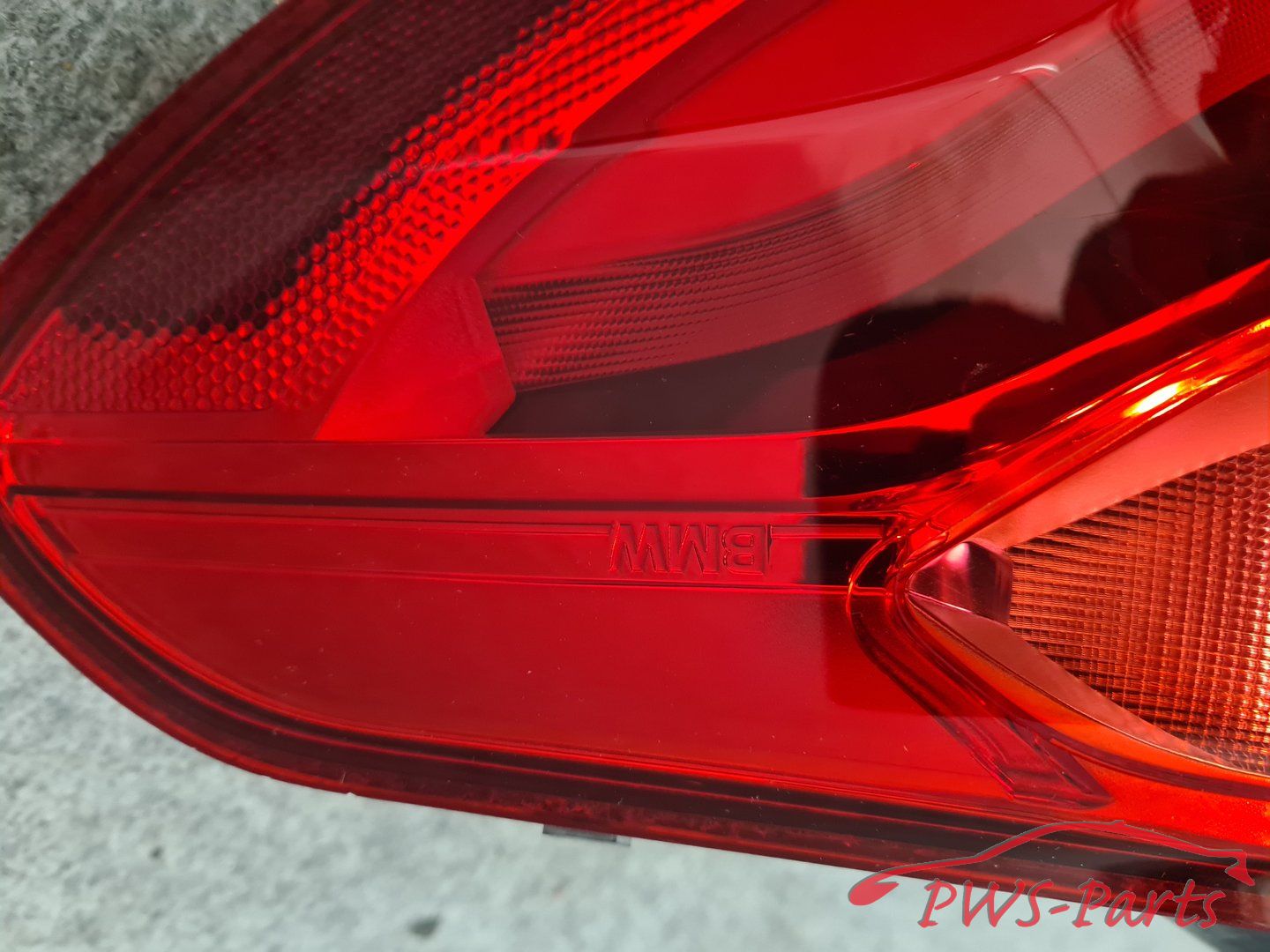 BMW G11 G12 RECHTS LED ACHTERLICHT originalINEEL tail light single usado en Menorca foto 3