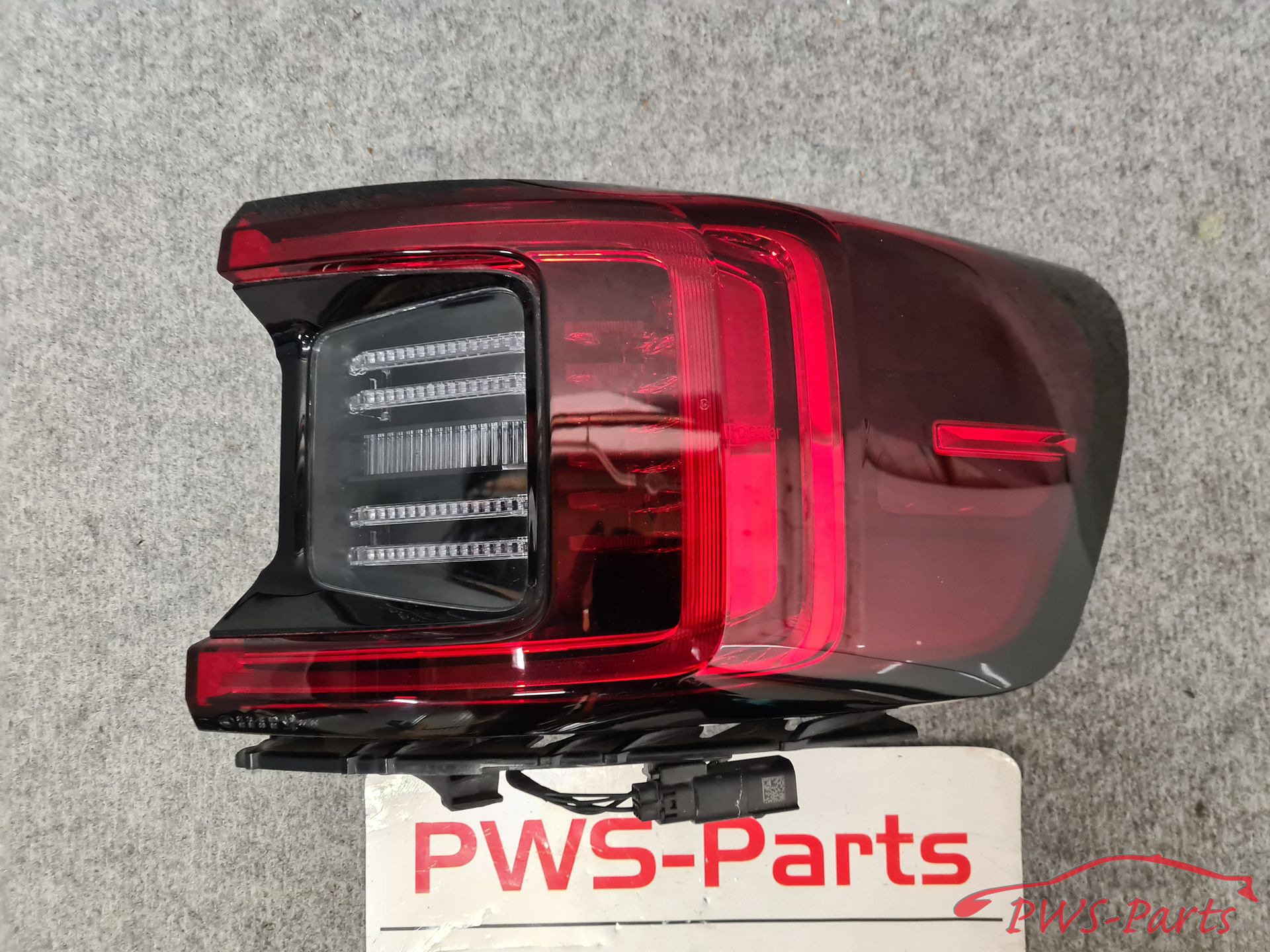 POLESTAR II 2 RECHTS ACHTERLICHT originalINEEL tail light single usado en Menorca