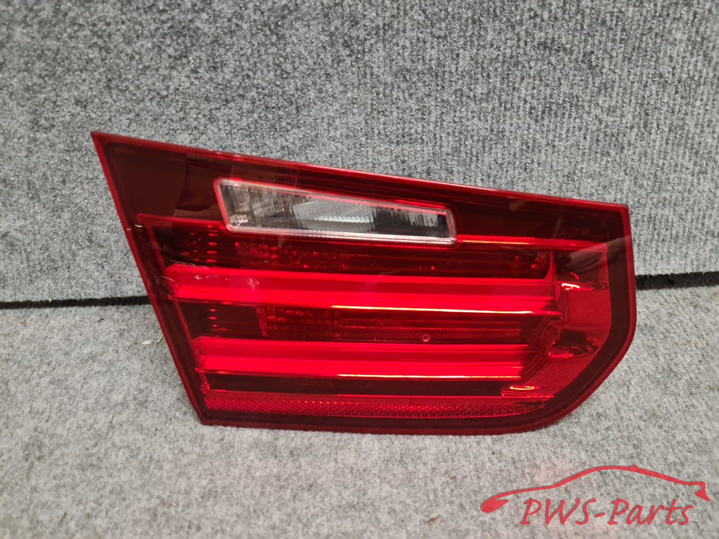 BMW F30 F31 VANAF 2013 ACHTERLICHT KOFFERKLEP LINKS originalINEEL tail light single usado en Menorca