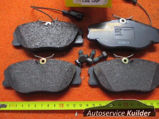 Remblokken voorzijde Alfa 155 Delphi LP0875 60777621 brake pad set usado en Menorca foto 5