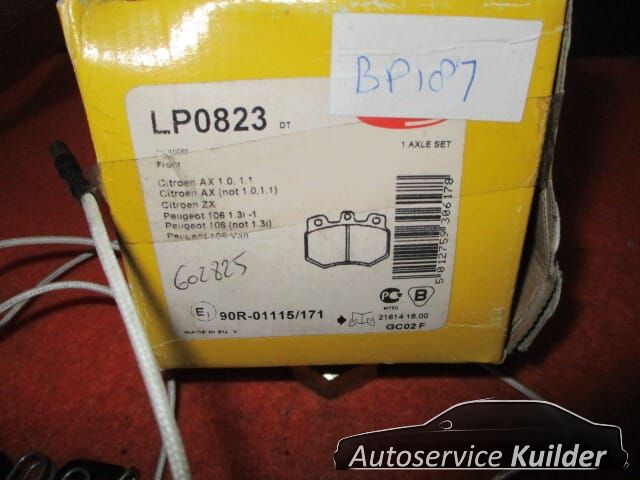 Remblokken voorzijde Citroen AX GTI Delphi LP0823 95647733 brake pad set usado en Menorca foto 4