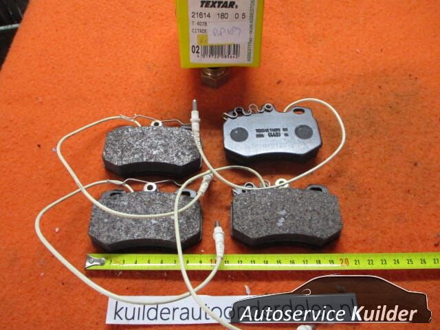 Remblokken voorzijde Citroen AX GTI Delphi LP0823 95647733 brake pad set usado en Menorca foto 5