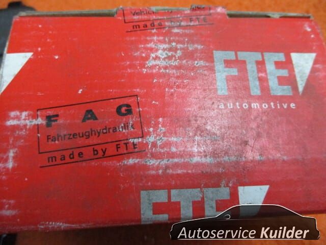 Remblokken voorzijde Toyota corolla E11 met versterkt chassis FTE blf1075 bp405 0446502010 brake pad set usado en Menorca foto 3