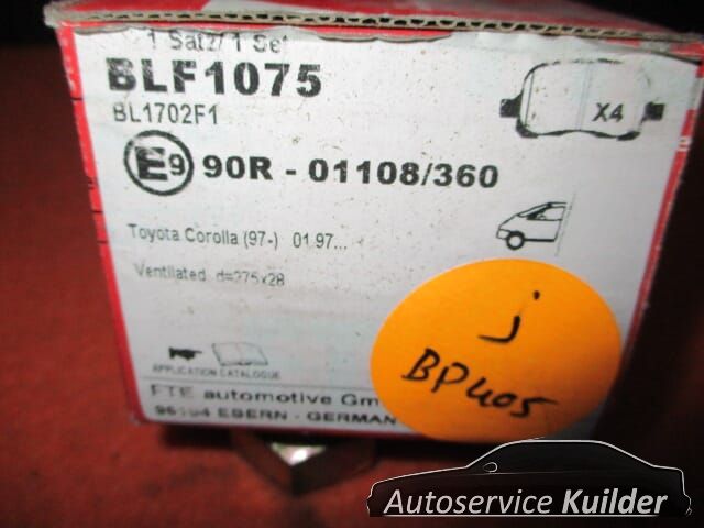 Remblokken voorzijde Toyota corolla E11 met versterkt chassis FTE blf1075 bp405 0446502010 brake pad set usado en Menorca foto 4
