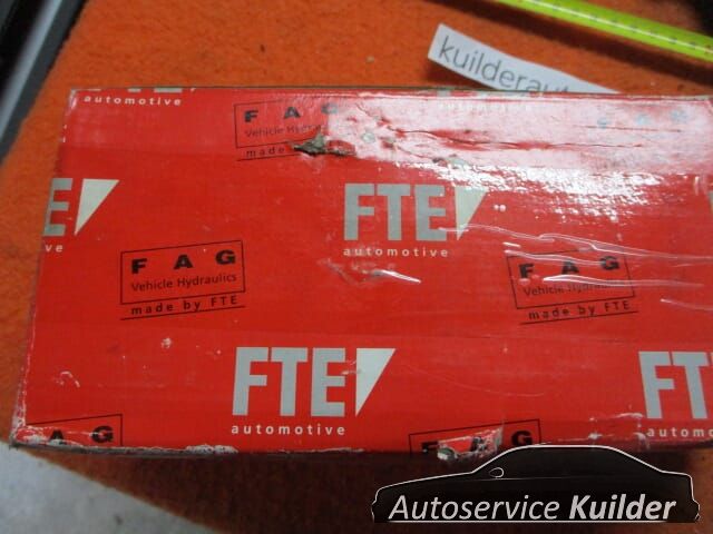 Remblokken voorzijde Kia Clarus Nipparts J3600303 BP436 BLF1071 0K9A0328Z brake pad set usado en Menorca foto 7