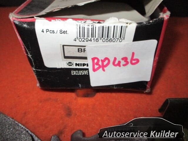 Remblokken voorzijde Kia Clarus Nipparts J3600303 BP436 BLF1071 0K9A0328Z brake pad set usado en Menorca foto 4