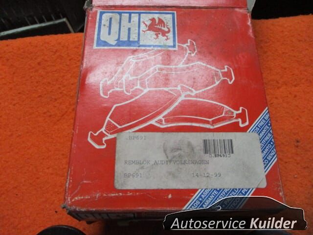 Remblokken voorzijde Audi 100 C4 A6 C4 BP507 QH bp691 36773 4A0698151 brake pad set usado en Menorca foto 3