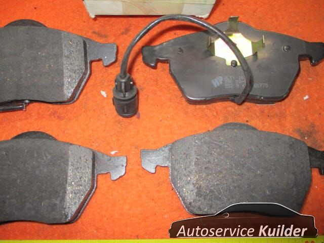 Remblokken voorzijde Audi 100 C4 A6 C4 BP507 QH bp691 36773 4A0698151 brake pad set usado en Menorca foto 6