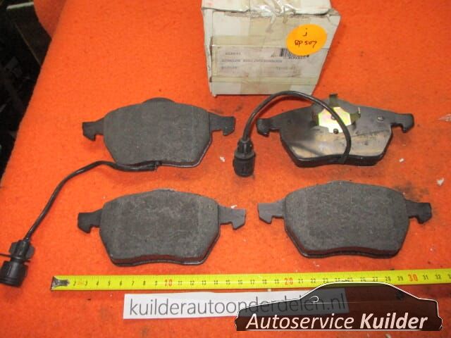 Remblokken voorzijde Audi 100 C4 A6 C4 BP507 QH bp691 36773 4A0698151 brake pad set usado en Menorca foto 5
