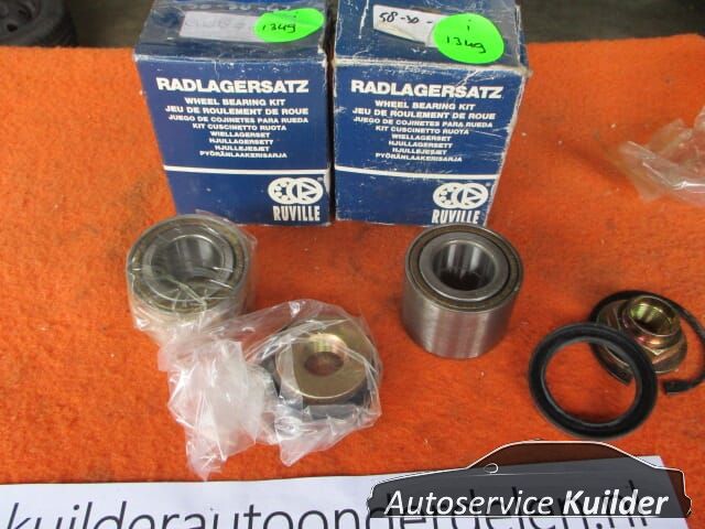 Wiellagerset achter MAZDA 626 GD Ruville wheel bearing steering knuckle bearing usado en Menorca