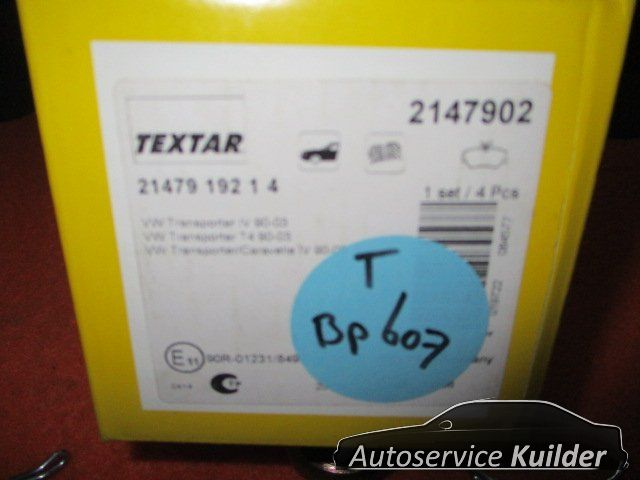 Remblokken voorzijde VW Transporter T4 BP607 Textar 2147902 701698151D brake pad set usado en Menorca foto 3