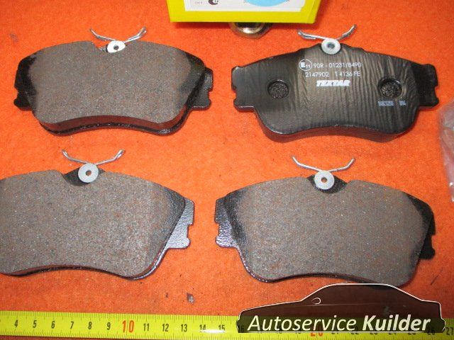 Remblokken voorzijde VW Transporter T4 BP607 Textar 2147902 701698151D brake pad set usado en Menorca foto 2