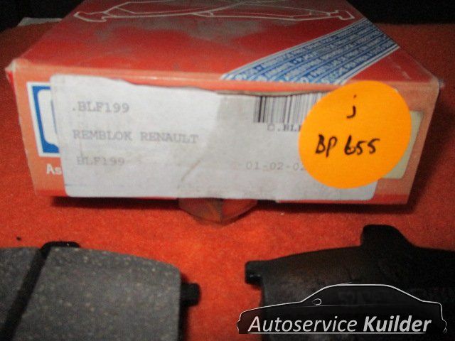 Remblokken voorzijde Renault 4 en 5 systeem lucas BP655 7701201159 BLF199 brake pad set usado en Menorca foto 7