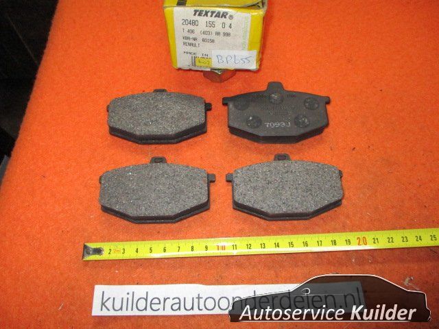 Remblokken voorzijde Renault 4 en 5 systeem lucas BP655 7701201159 BLF199 brake pad set usado en Menorca