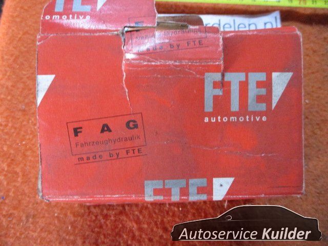 Remblokken achter Mercedes 190 W201 Textar BP698 blf342 0004200120 brake pad set usado en Menorca foto 14
