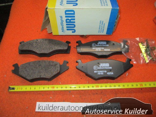 Remblokken voorzijde VW golf I II III Seat Ibiza II BP737 bosch 171698151F brake pad set usado en Menorca foto 6