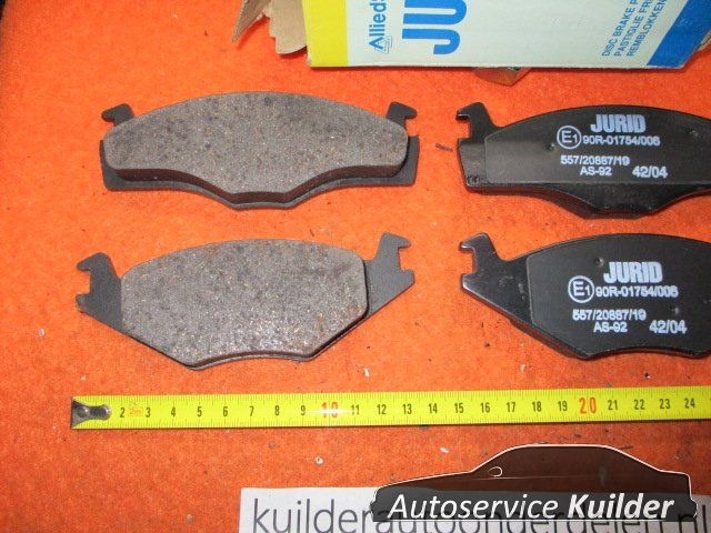 Remblokken voorzijde VW golf I II III Seat Ibiza II BP737 bosch 171698151F brake pad set usado en Menorca foto 7