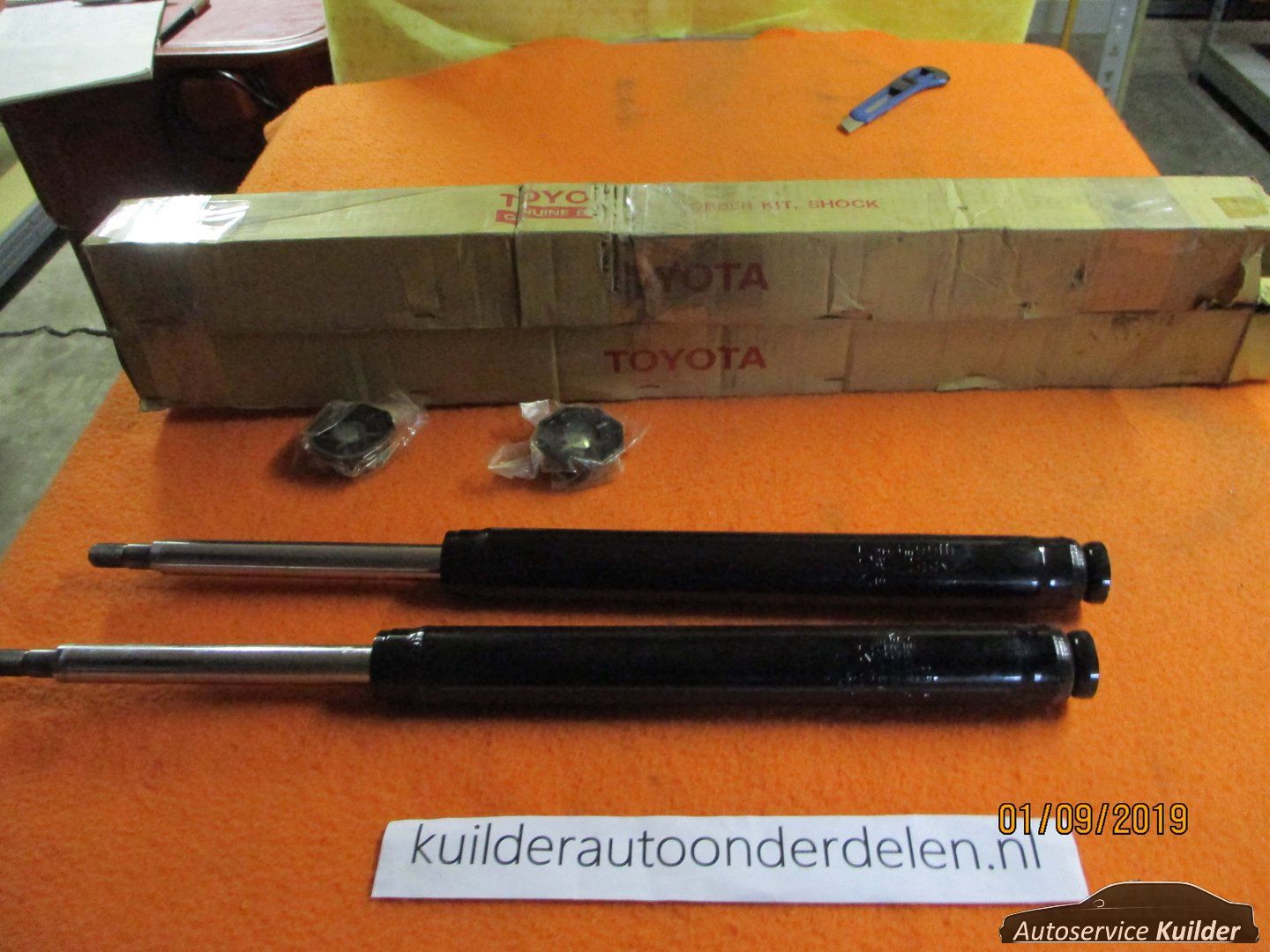 nuevo set schokdempers voorz Toyota Corolla E9 Monroe Gasdruk shock absorber left and right usado en Menorca foto 2