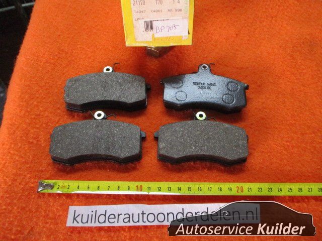 Remblokken voorzijde Lada Diva Granta Samara BP785 Textar 21170170 2108350108002 brake pad set usado en Menorca