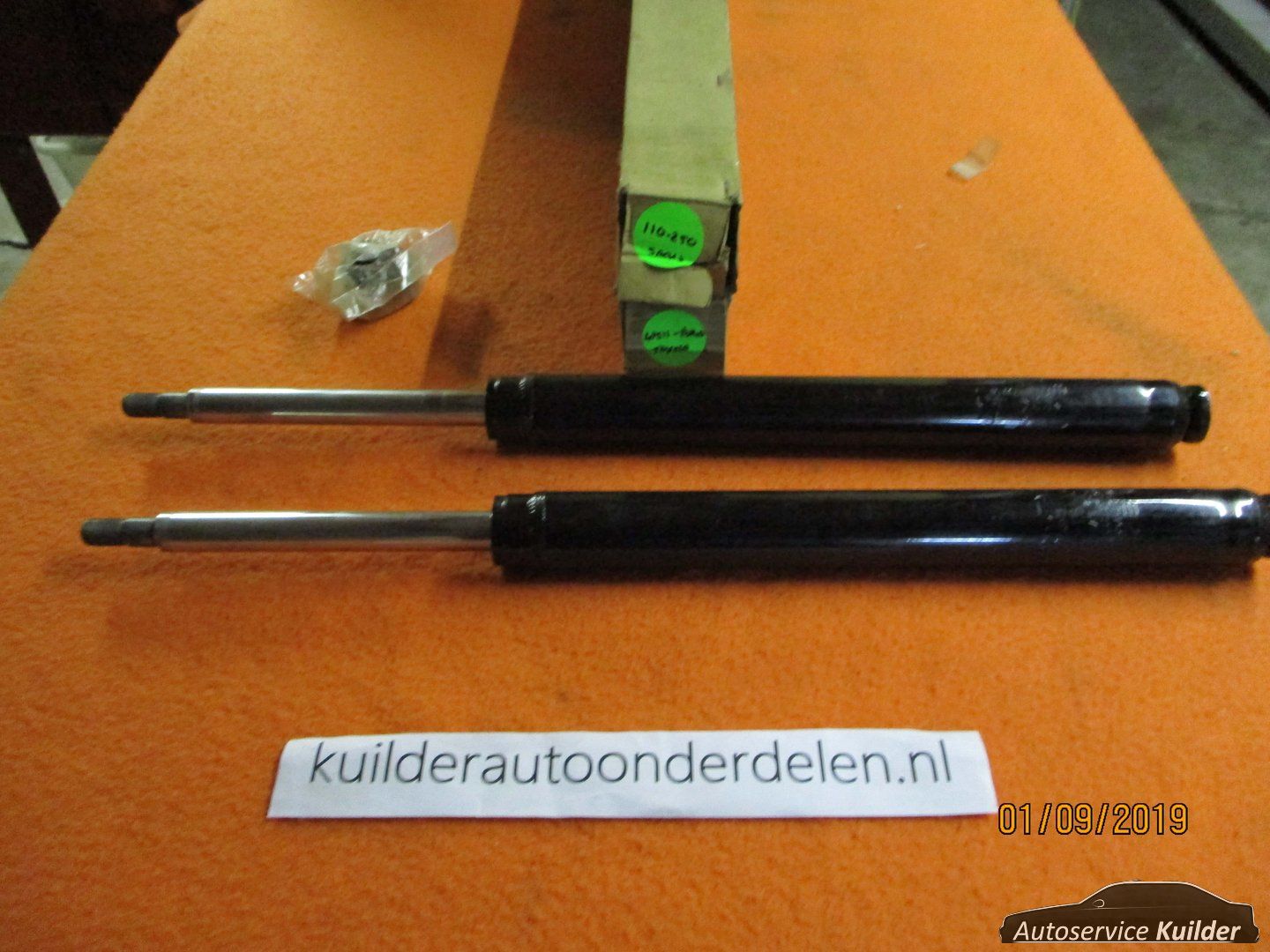 nuevo set originalinal schokdempers voorz Toyota Tercel 4WD shock absorber left and right usado en Menorca foto 2
