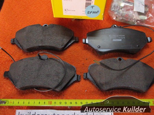 Remblokken voorzijde Citroen C5 III C6 Peugeot 407 BP1008 2413301 425278 brake pad set usado en Menorca foto 7