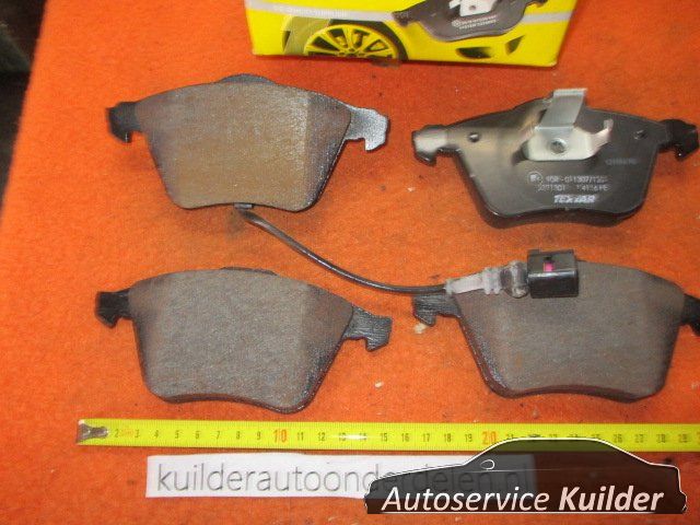 Remblokken voorzijde Audi S3 VW Golf R Audi TT Scirocco BP1471 Textar 2391301 8J0698151A brake pad set usado en Menorca foto 2