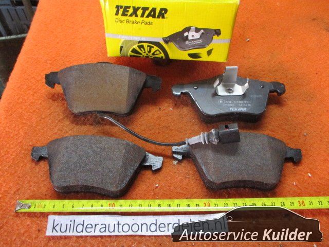 Remblokken voorzijde Audi S3 VW Golf R Audi TT Scirocco BP1471 Textar 2391301 8J0698151A brake pad set usado en Menorca