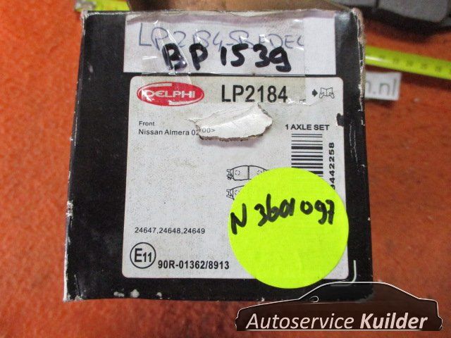 Remblokken voorzijde Nissan almera N16 1.8 BP1539 Delphi LP2184 410604M490 brake pad set usado en Menorca foto 4