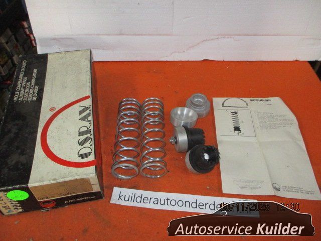 Hulpveren set Mistibishi Colt Lancer F Tredia Cordia 28C04 OSRAV support springs set usado en Menorca foto 5